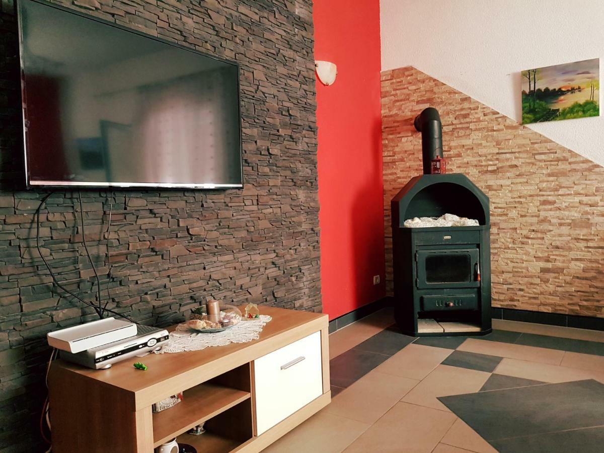 Apartma Nicol