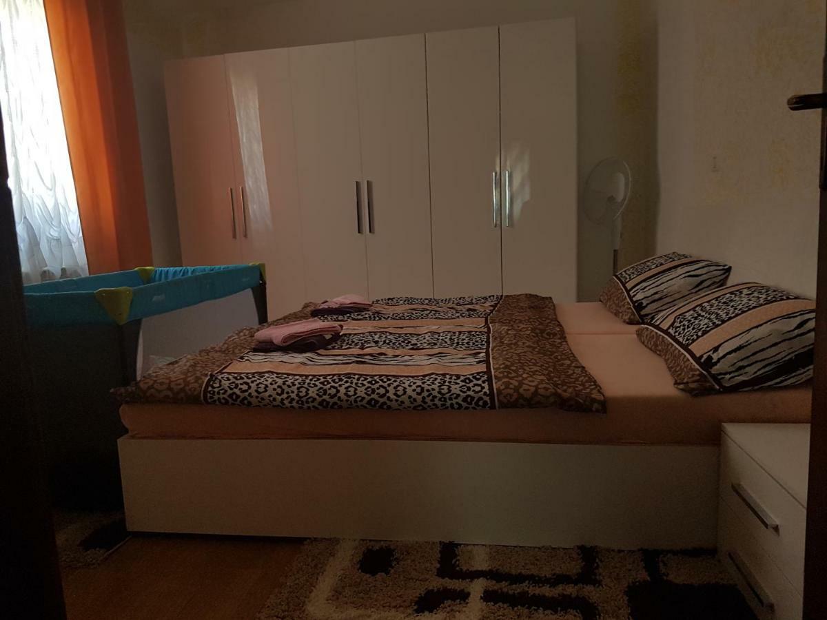 Apartma Nicol
